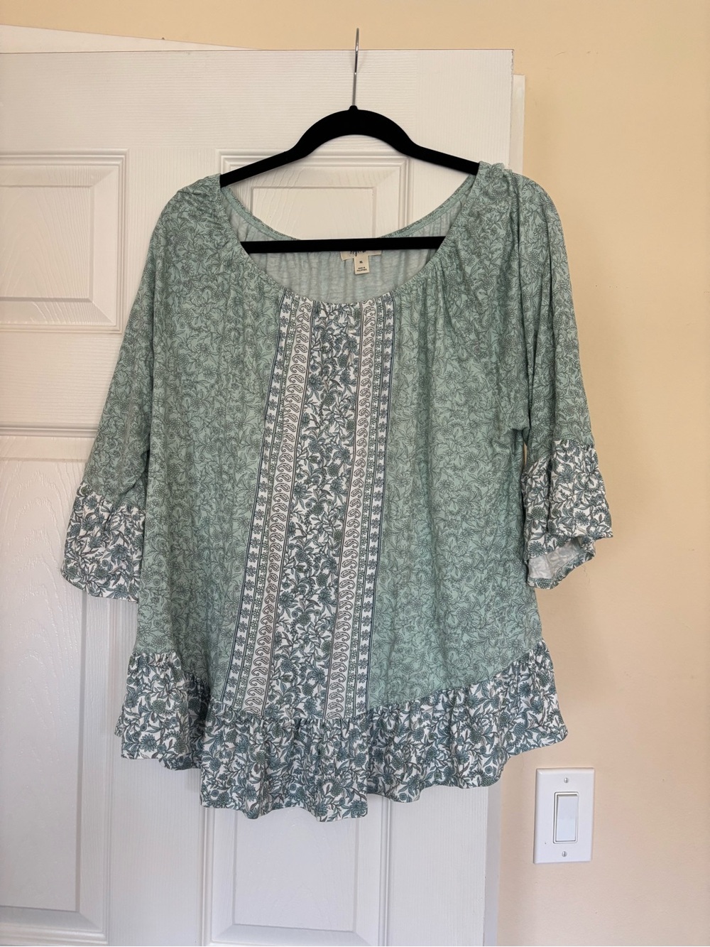 Style & Co. Sage Green Floral Tunic Blouse